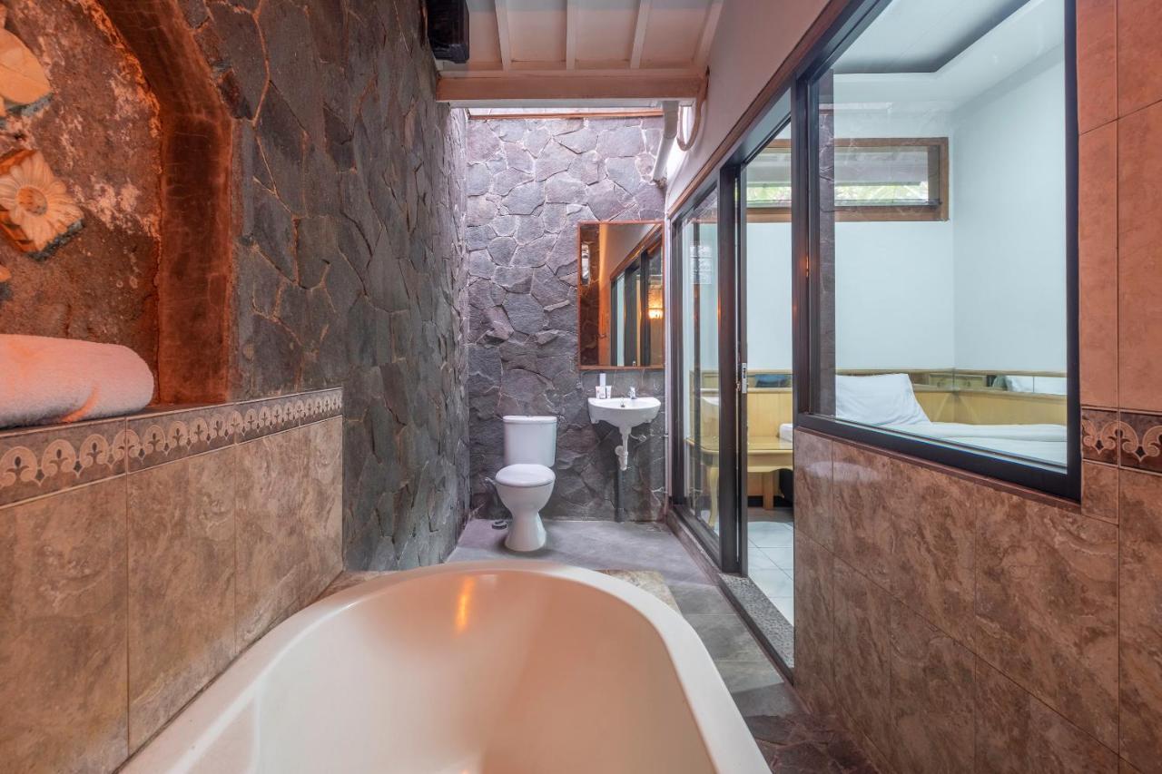 Imelda Residence Setrasari Redpartner バンドゥン エクステリア 写真
