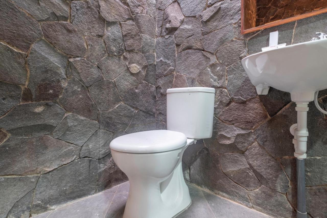 Imelda Residence Setrasari Redpartner バンドゥン エクステリア 写真