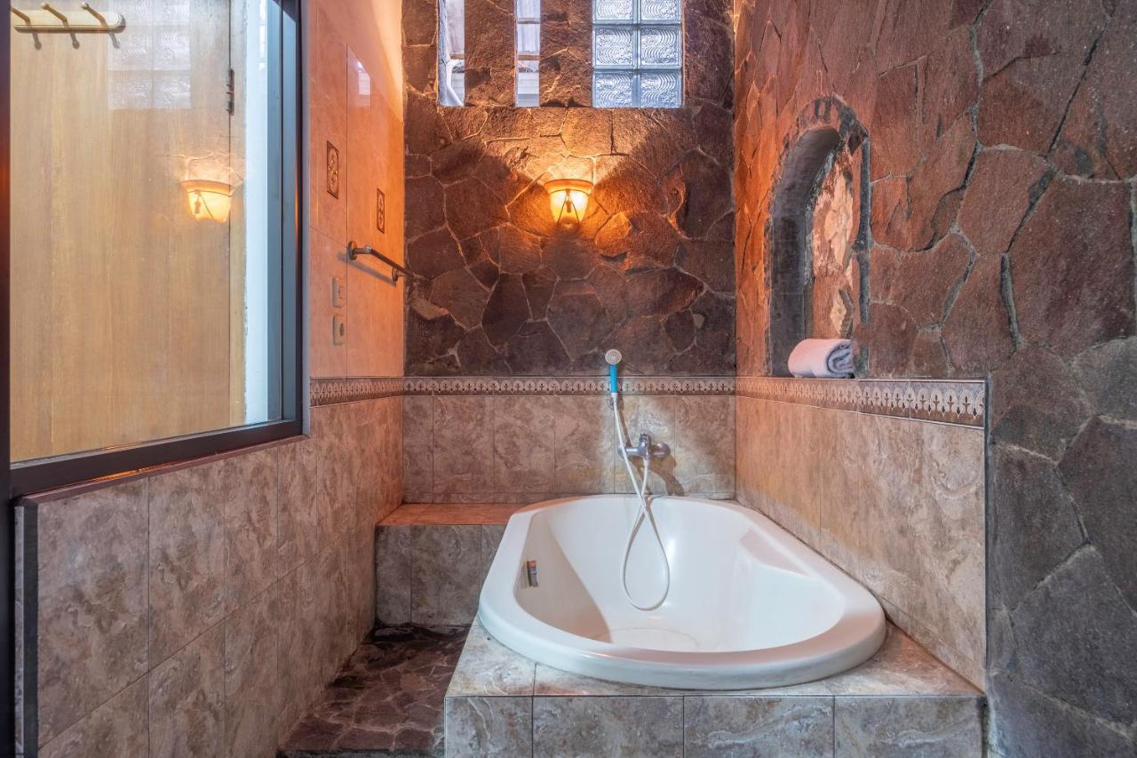 Imelda Residence Setrasari Redpartner バンドゥン エクステリア 写真