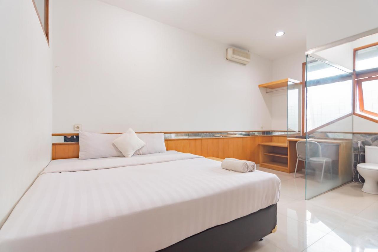 Imelda Residence Setrasari Redpartner バンドゥン エクステリア 写真