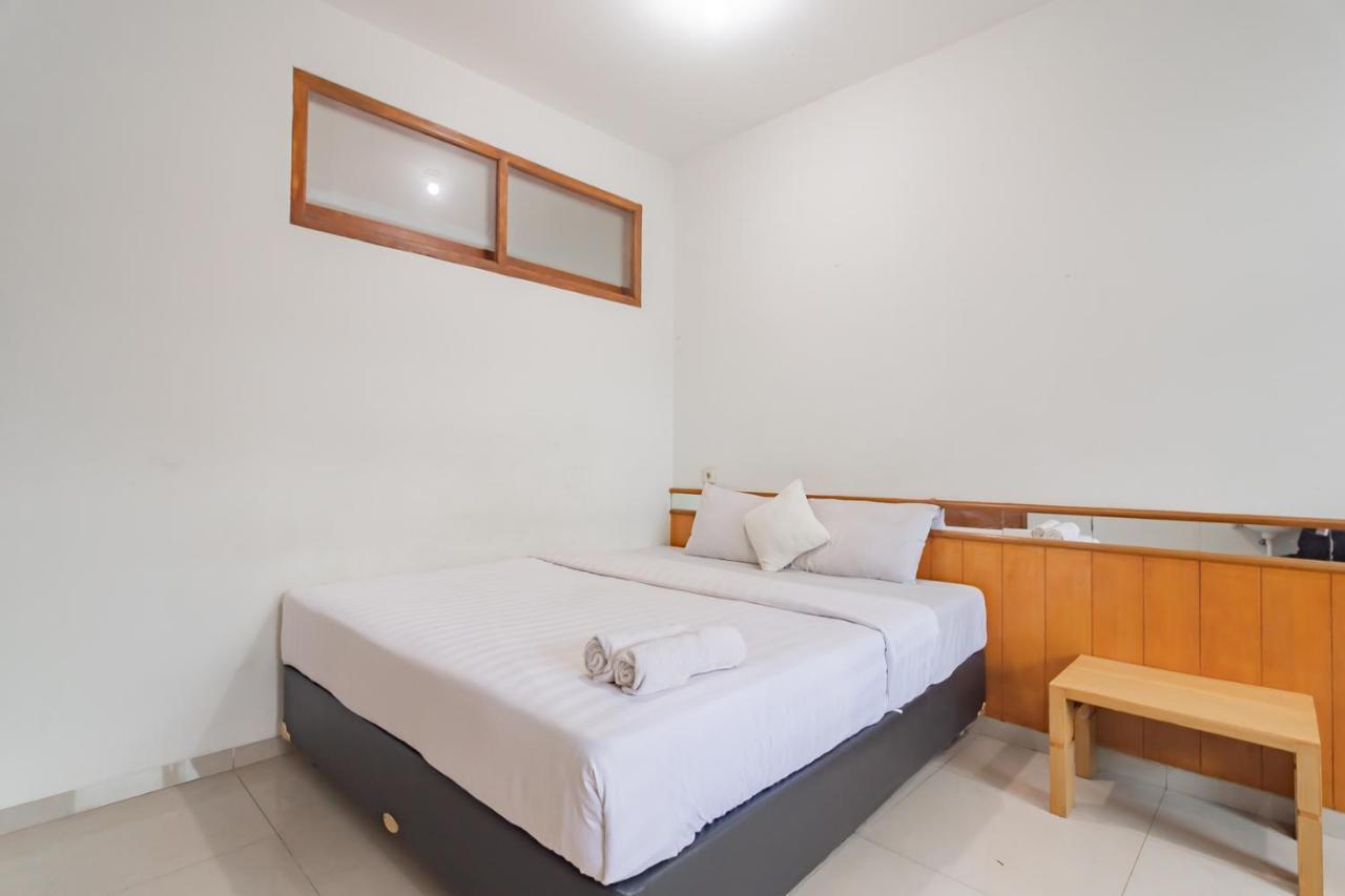 Imelda Residence Setrasari Redpartner バンドゥン エクステリア 写真