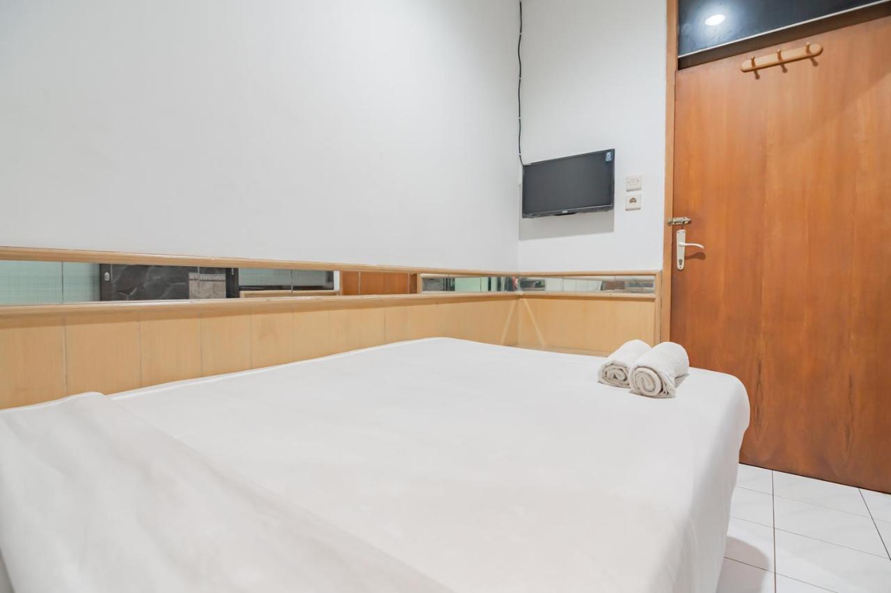 Imelda Residence Setrasari Redpartner バンドゥン エクステリア 写真