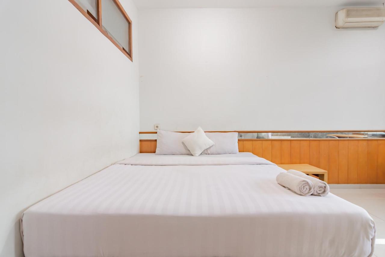 Imelda Residence Setrasari Redpartner バンドゥン エクステリア 写真