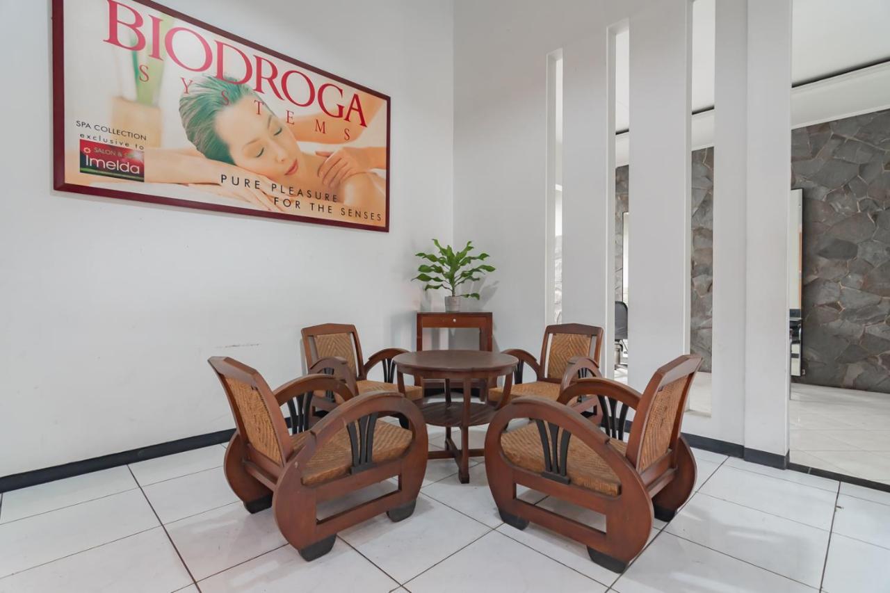 Imelda Residence Setrasari Redpartner バンドゥン エクステリア 写真