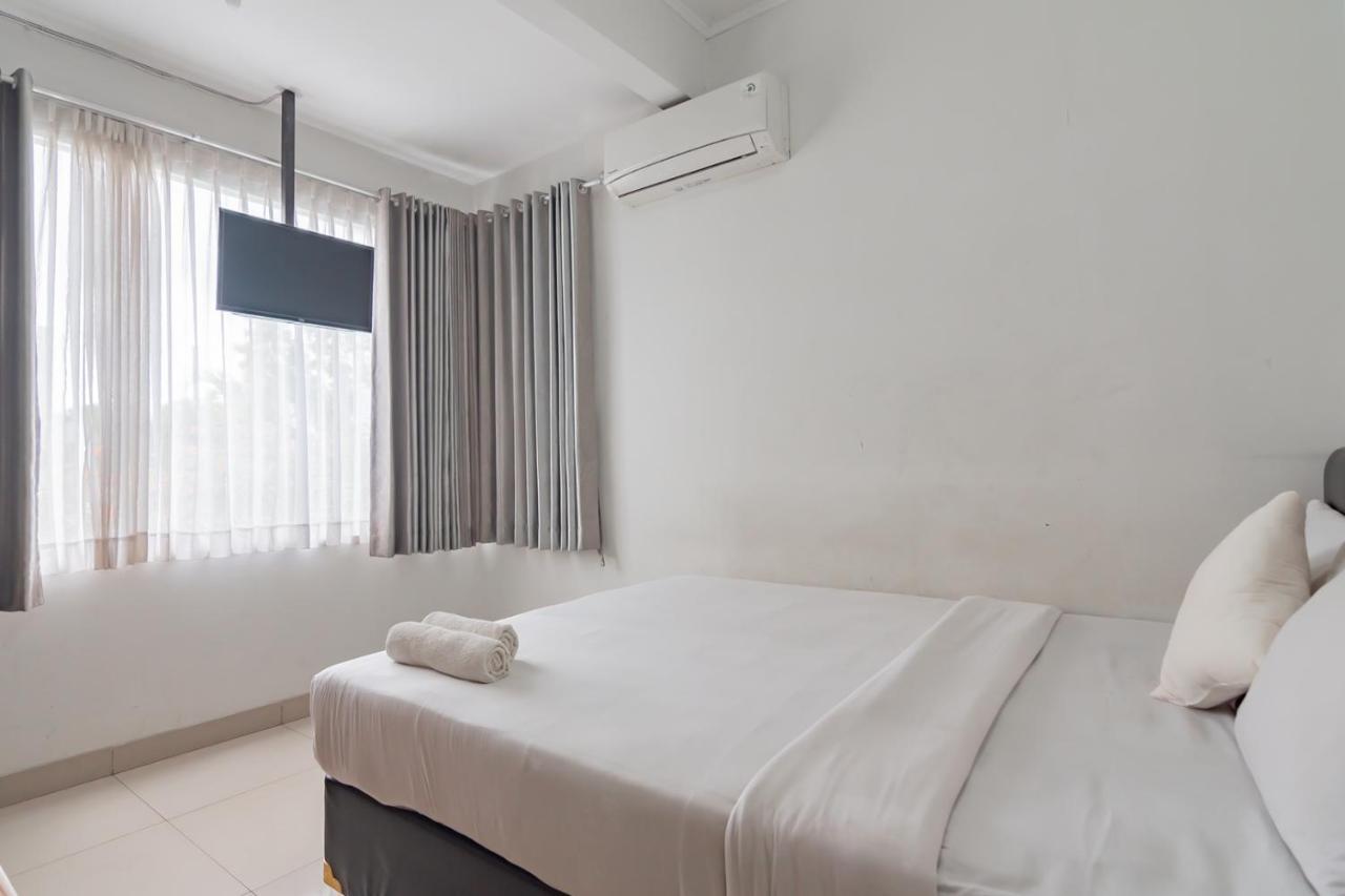 Imelda Residence Setrasari Redpartner バンドゥン エクステリア 写真